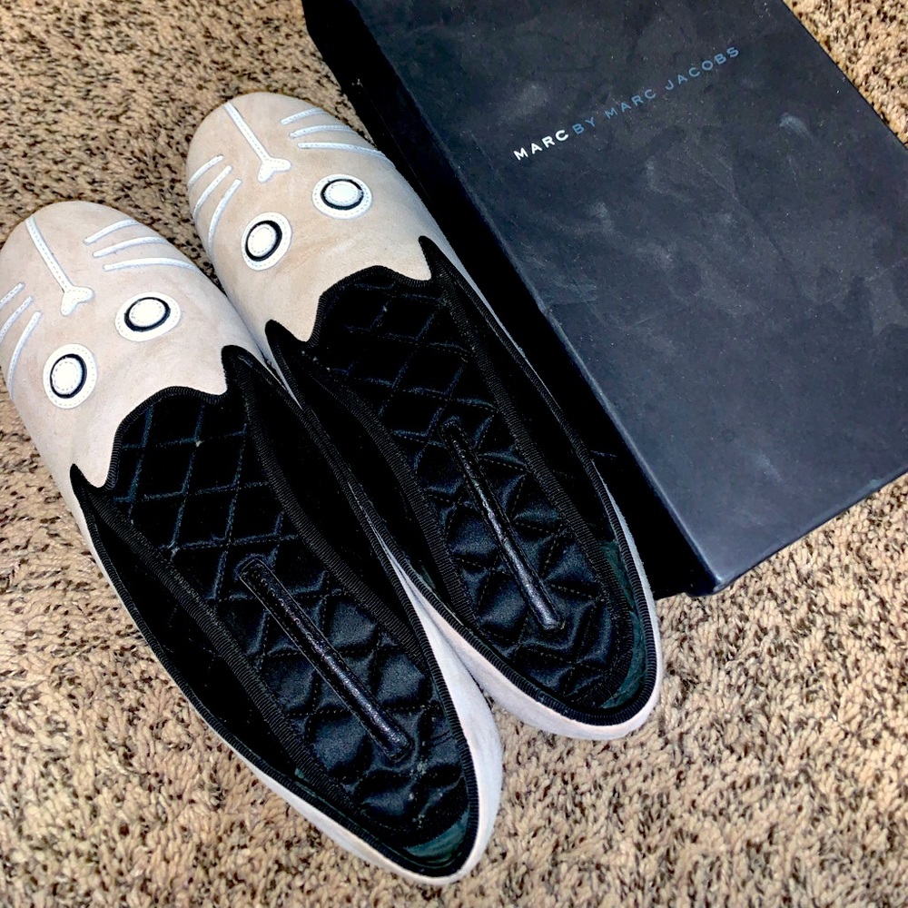Marc Jacobs cat (PINK)/tan flats